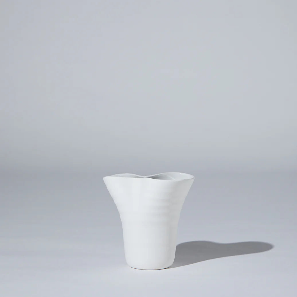 Cloud Sunday Vase in Snow White - Sarah Urban