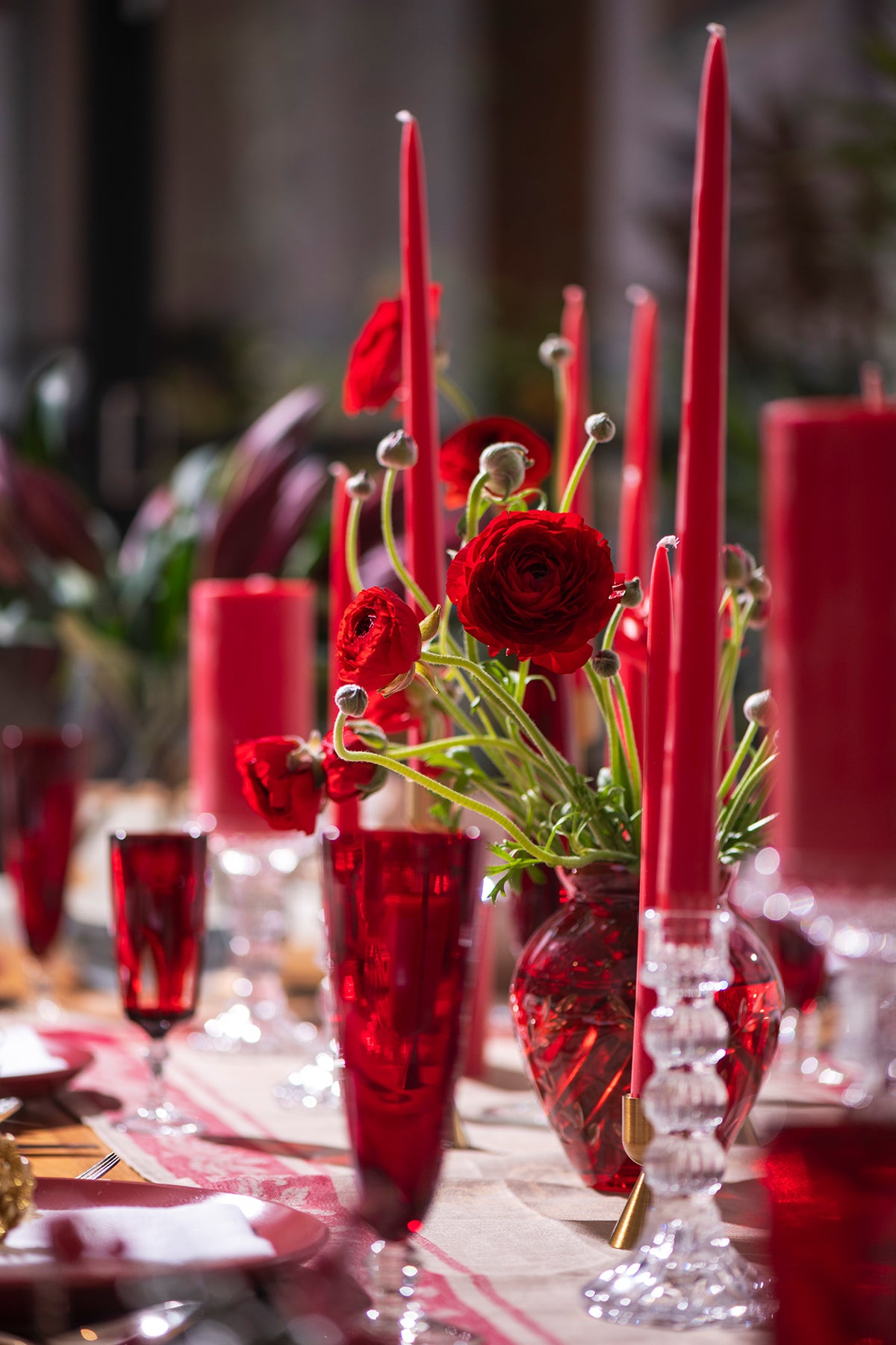 Magic Red Table Red Table Settings For Christmas