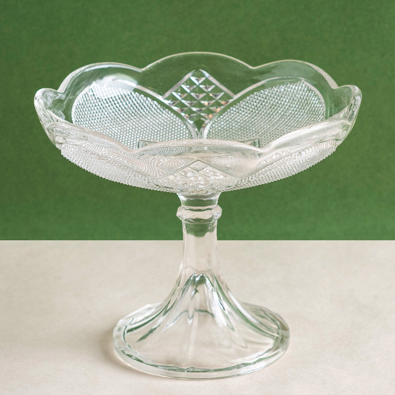 Vintage Scallop Compote