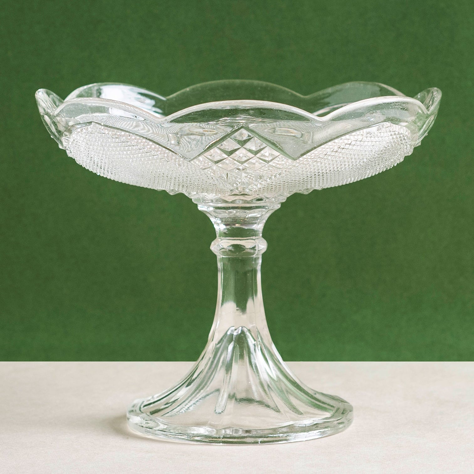 Vintage Scallop Compote
