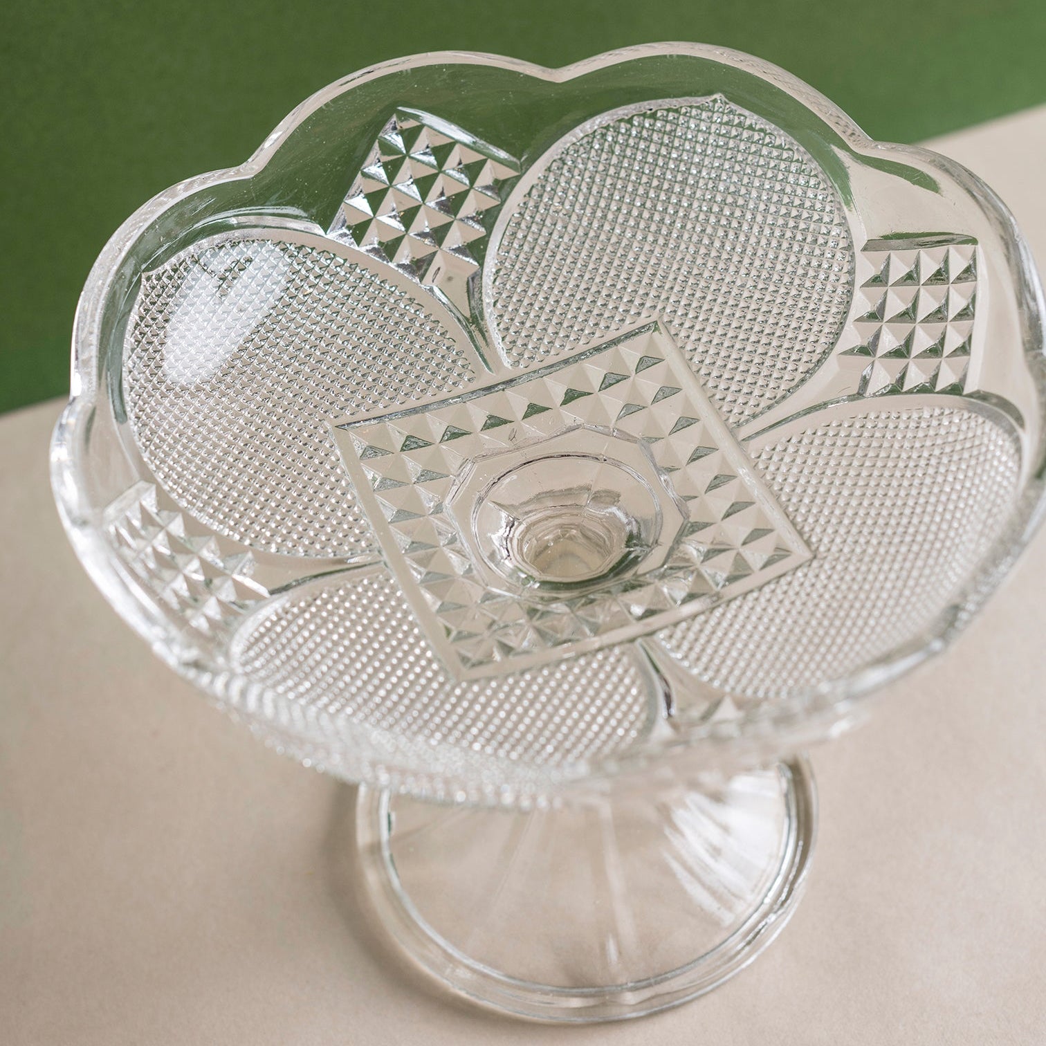 Vintage Scallop Compote