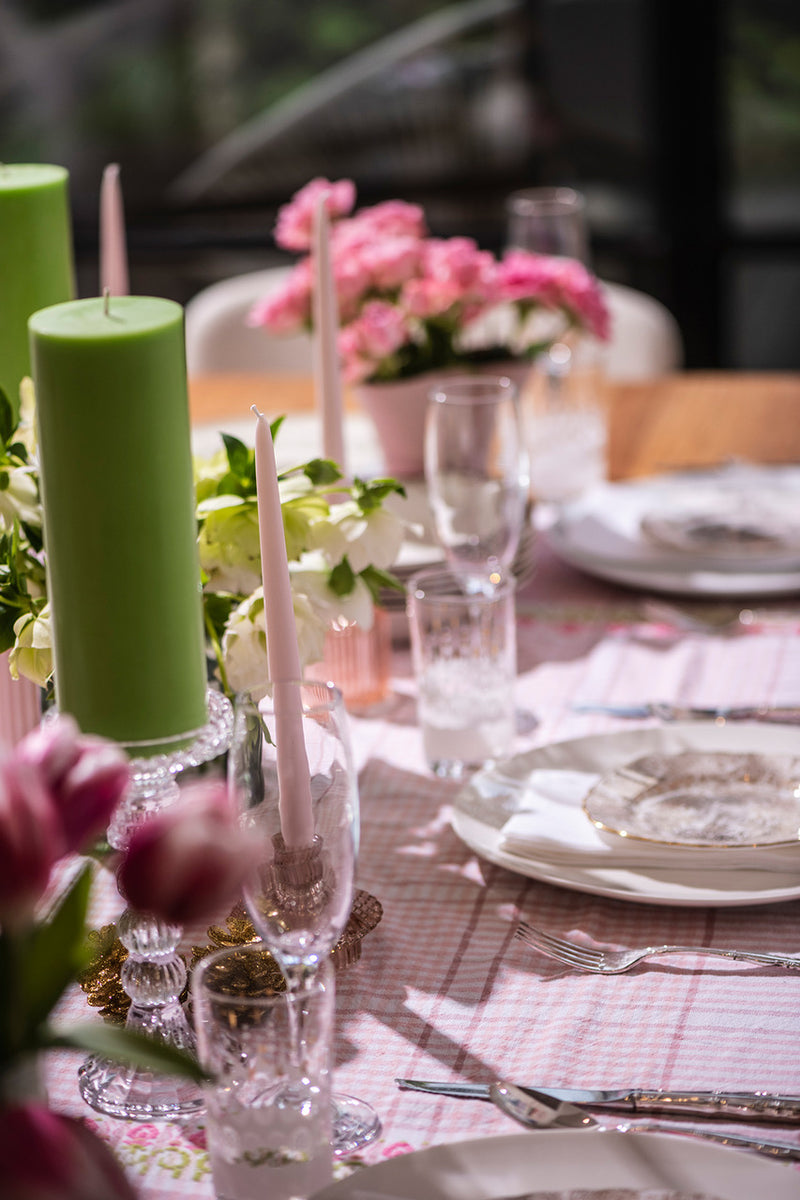 Sarah Urban Table Setting - Sept 24-9497 sRGB 120dpi WEB (1).jpeg__PID:1eda809a-161a-413b-be1f-cd41952965c0