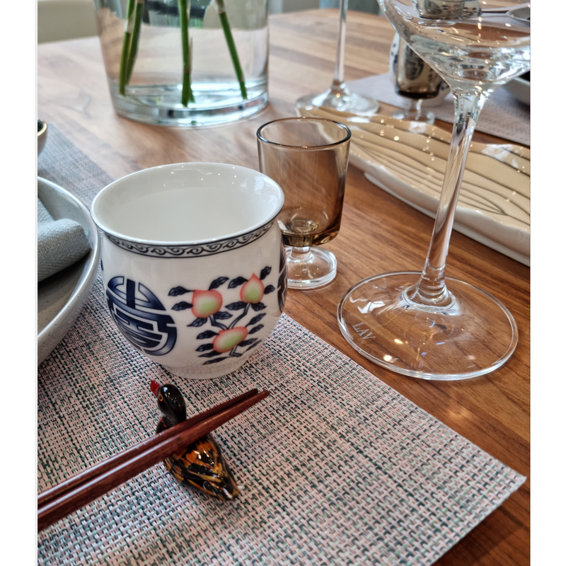 We love Asian food table setting - for 6 people - Sarah Urban